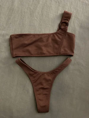 Chloé