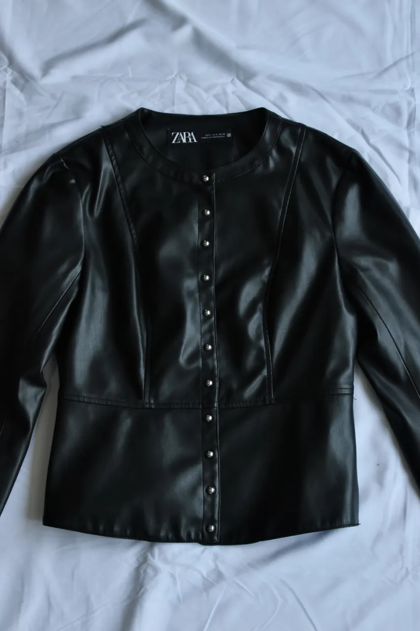 Campera Zara - Vista 2