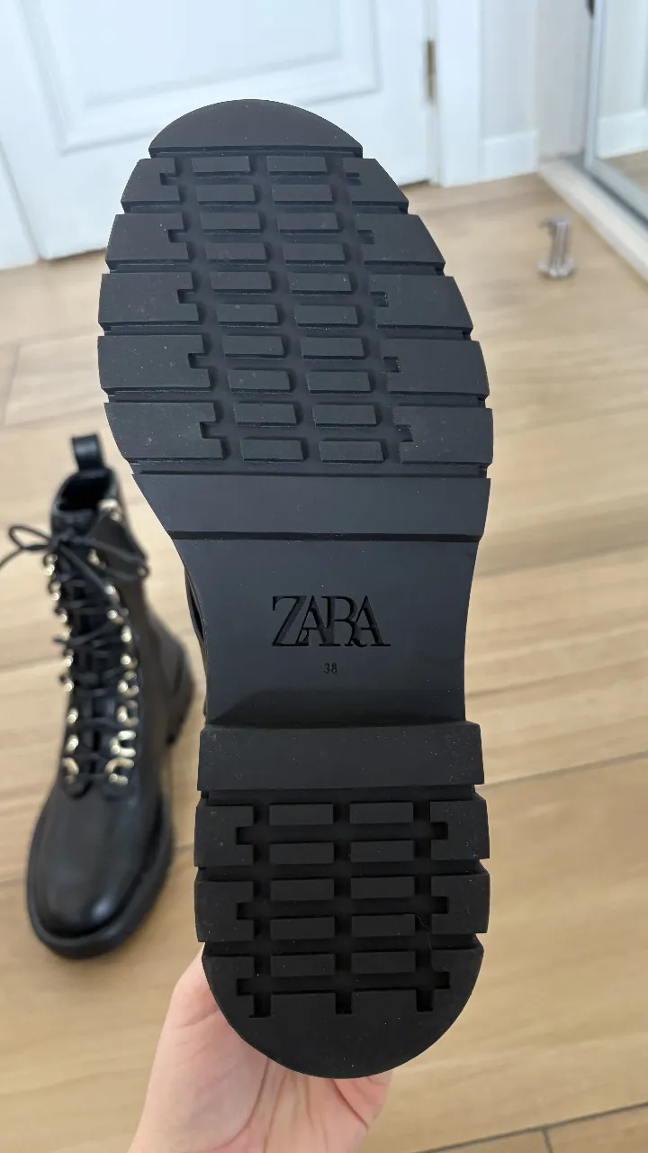 Borcegos Zara - imagen 4