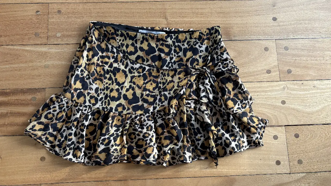 Minifalda Bershka - imagen 1