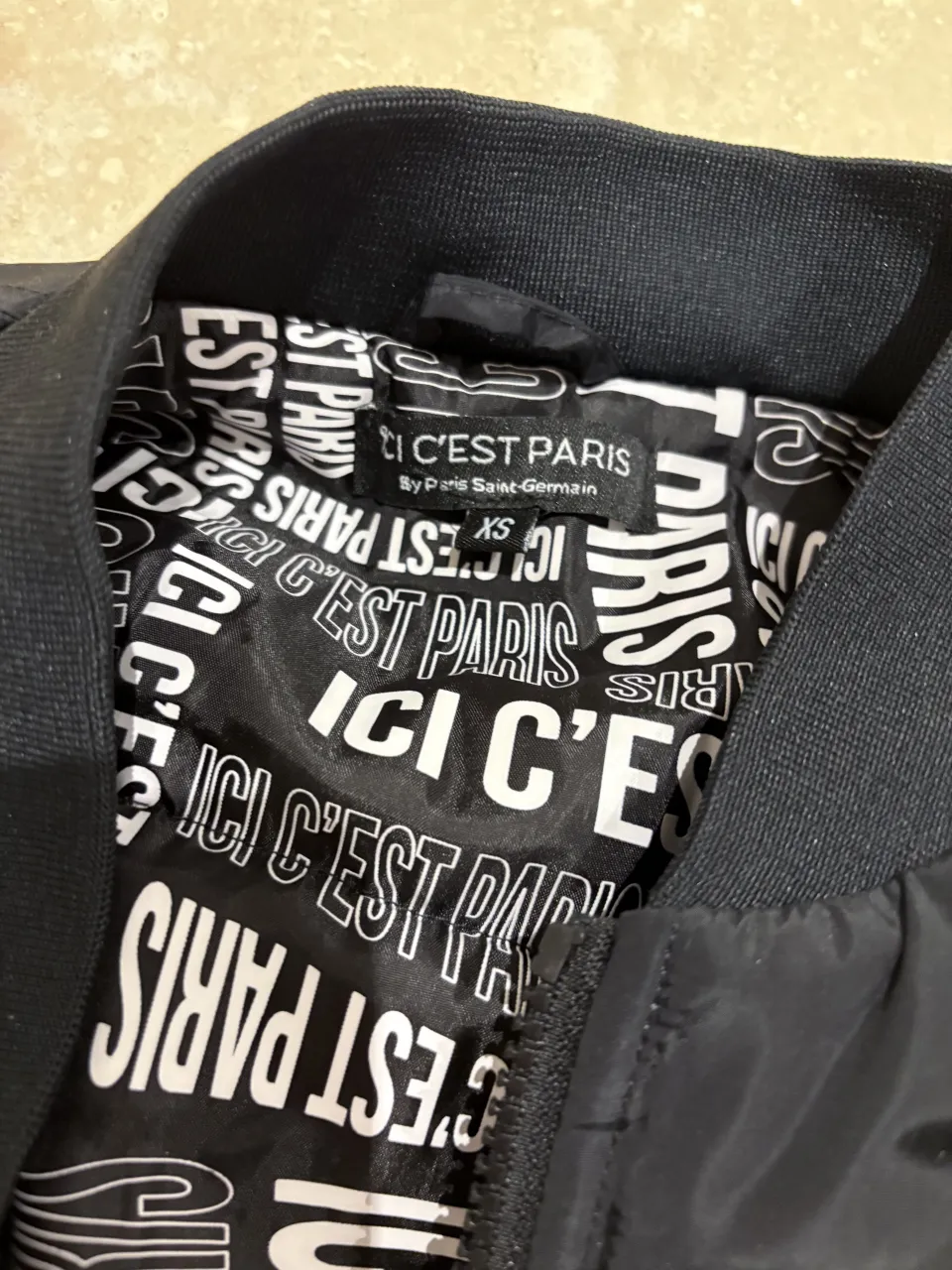 Campera C est paris - imagen 3