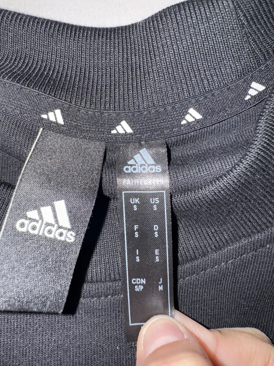 Buzo adidas - imagen 2