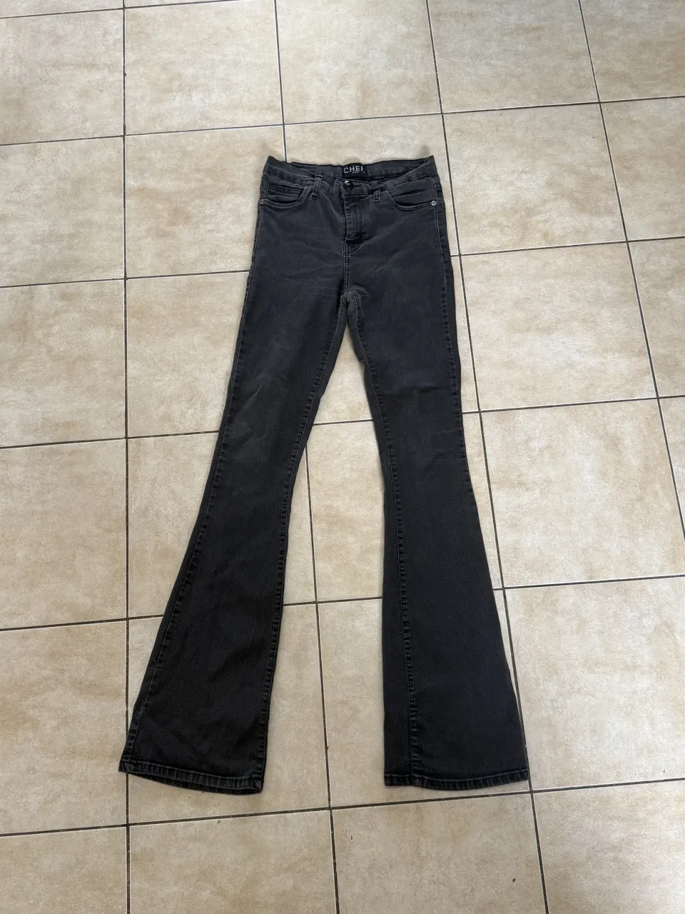 Pantalón CHER. - Vista 2
