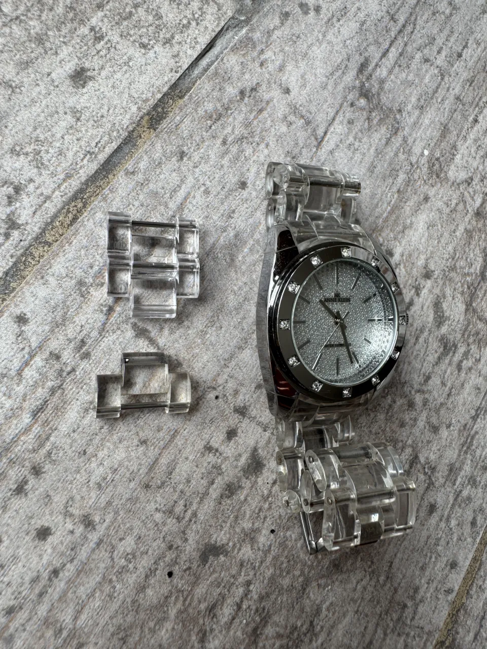 Reloj Anne Klein miniatura 4