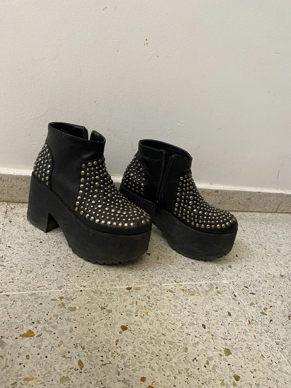 Borcegos Sarkany - imagen 2