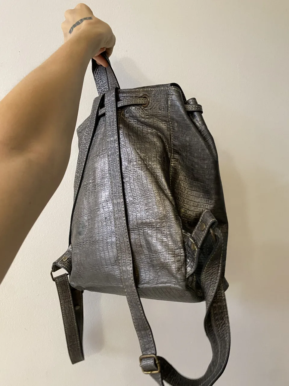 Mochila Dellasanta cueros - imagen 3