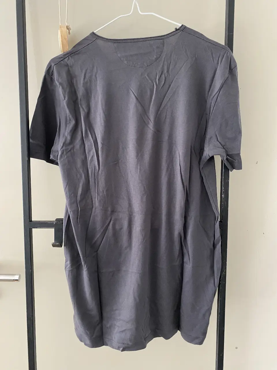 Remera Zara - Vista 3