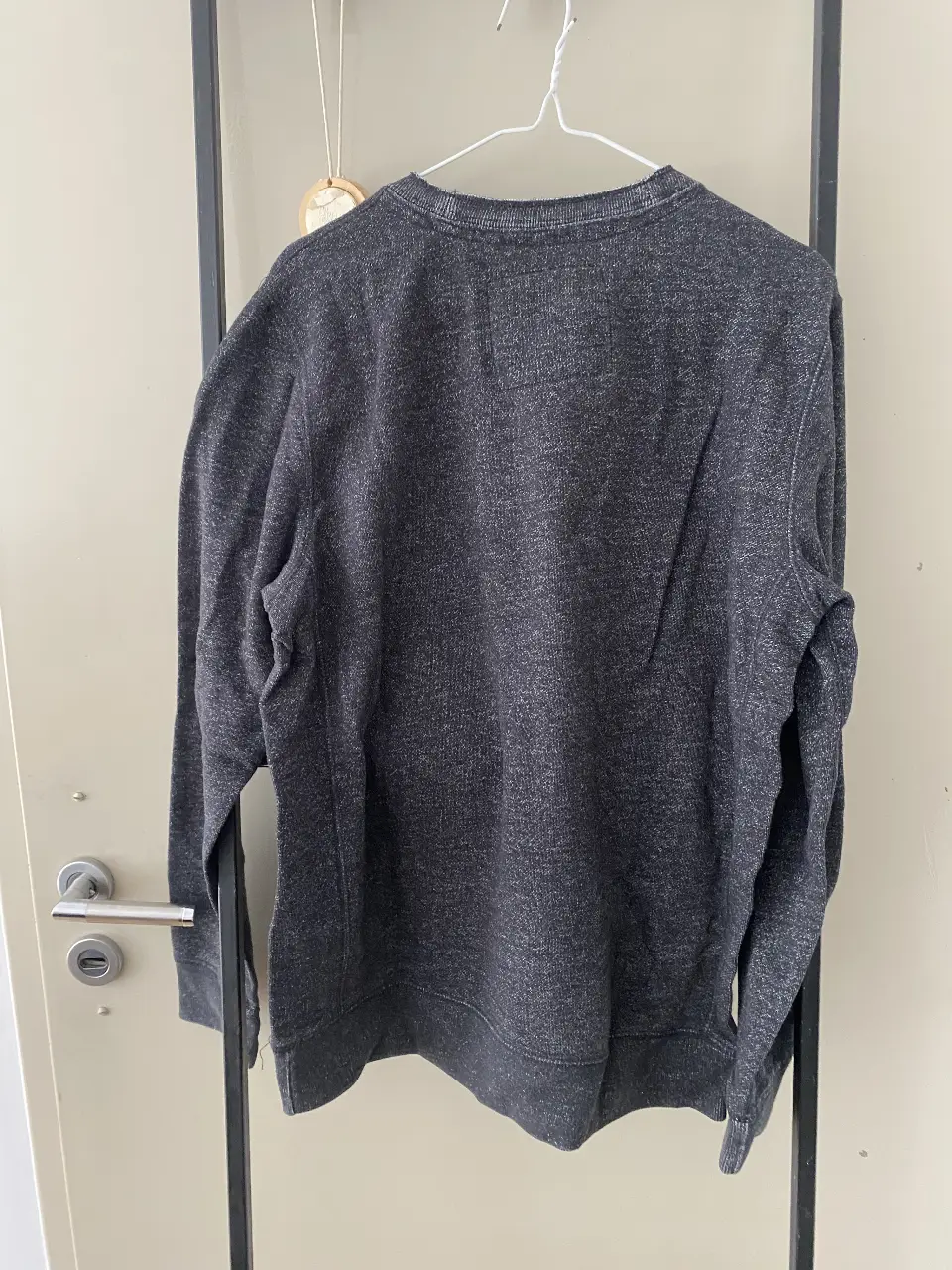 Buzo Abercrombie & Fitch - Vista 3