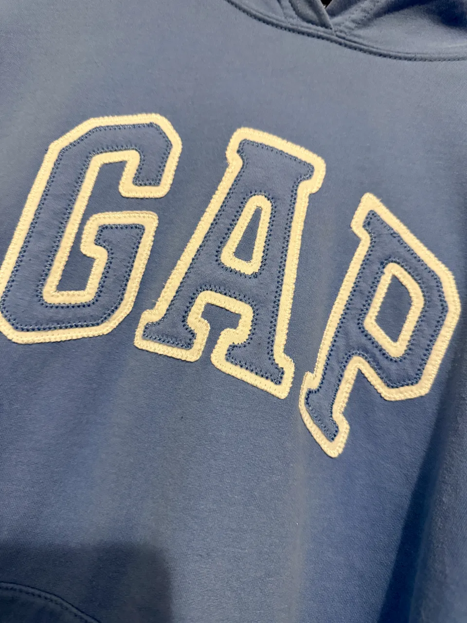 Buzo GAP - imagen 3
