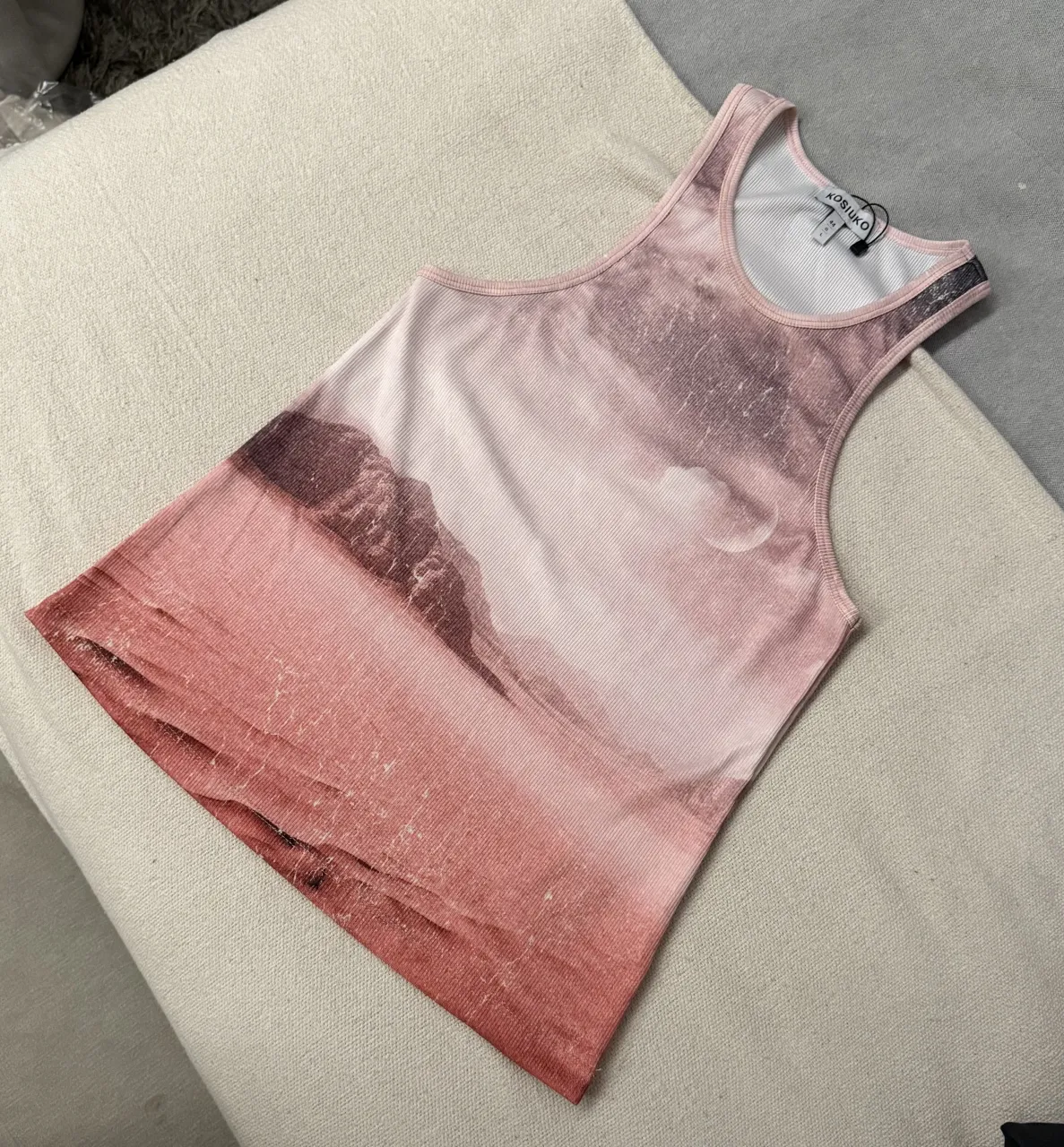 Musculosa Kosiuko - imagen 1
