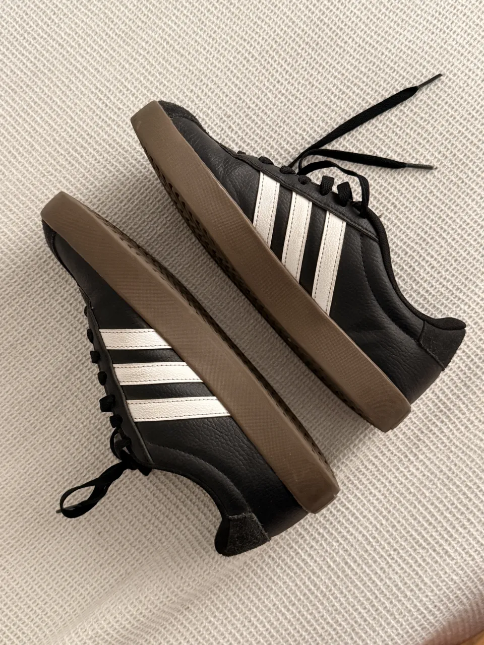 Zapatillas adidas - imagen 1