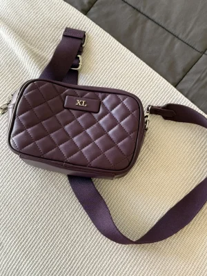 XL