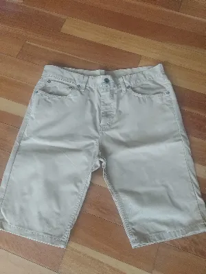 Levi's