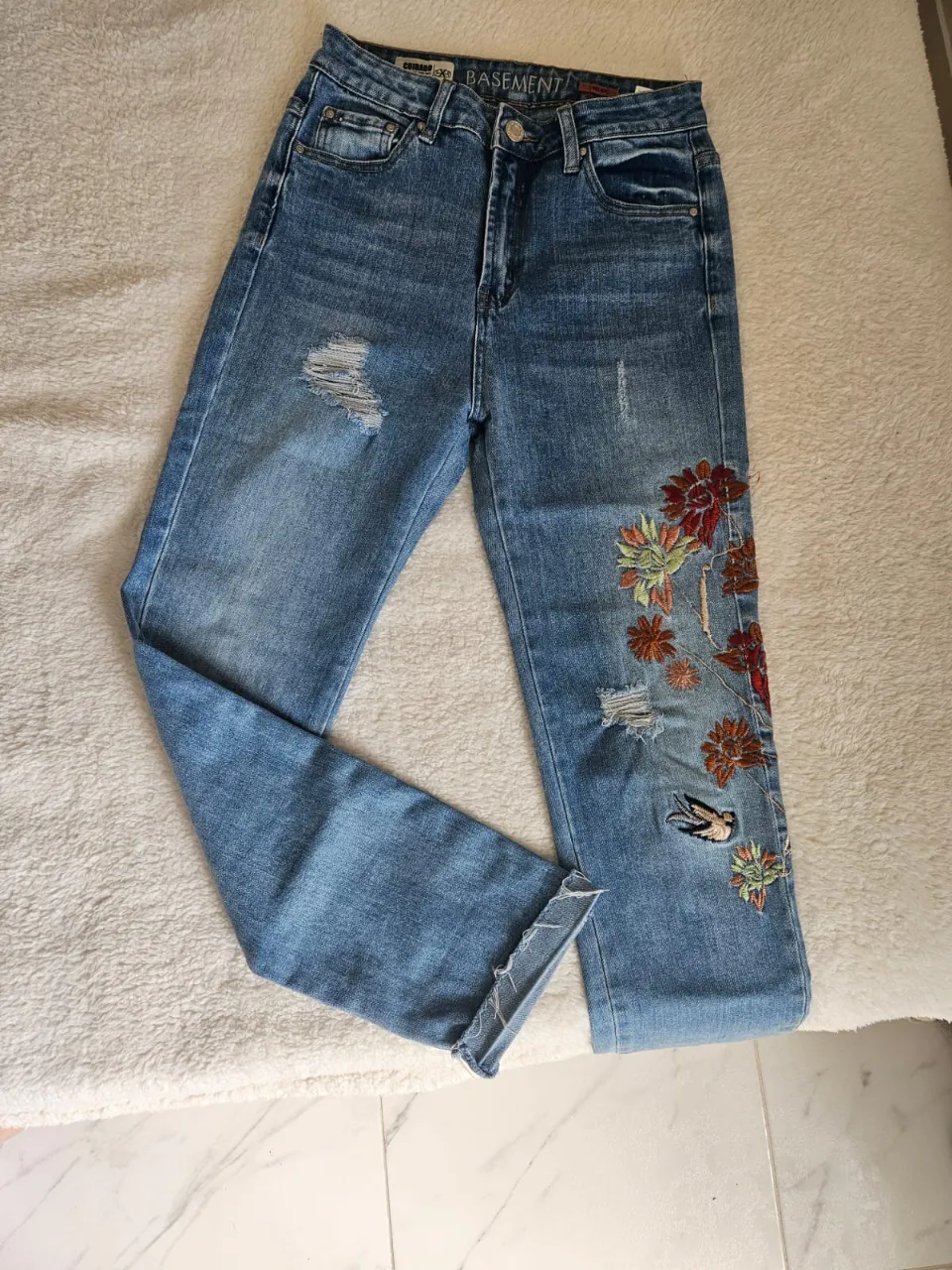 Jean Basement - imagen 1