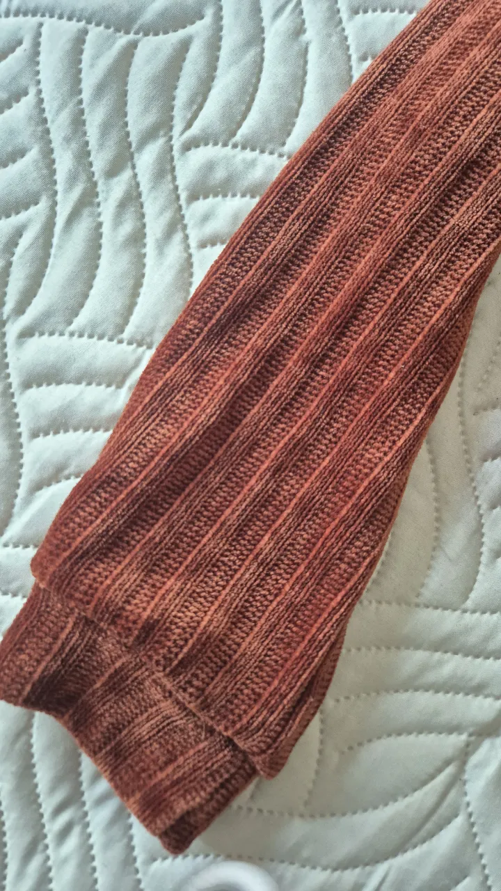 Sweater A ≠ - imagen 4