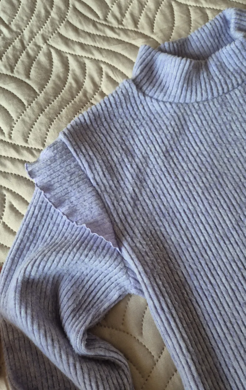 Remera A ≠ - imagen 3