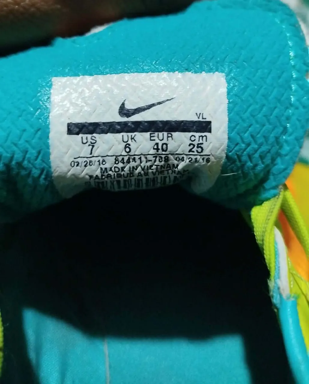 Botines Nike - imagen 3