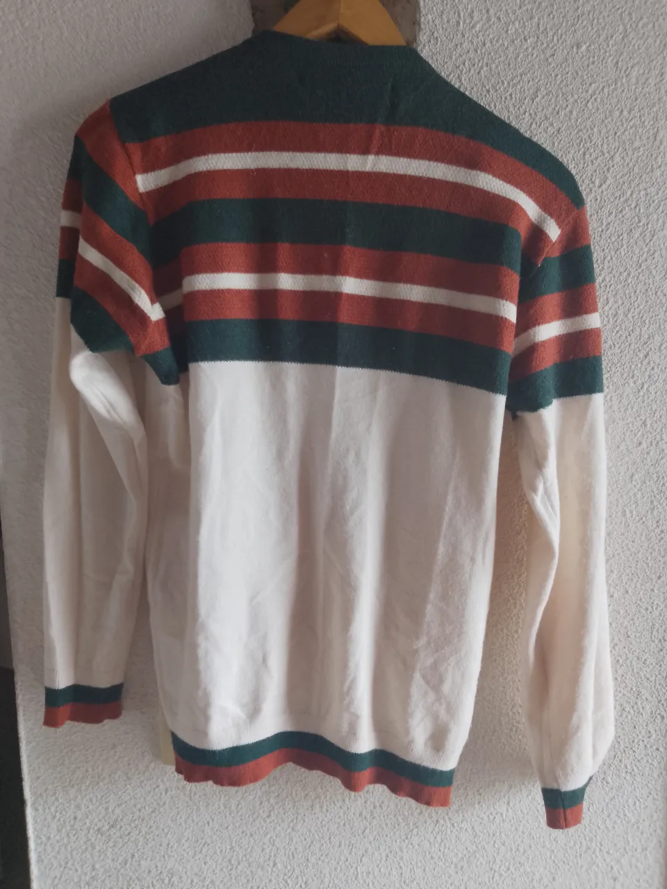 Sweater Red cross - imagen 4