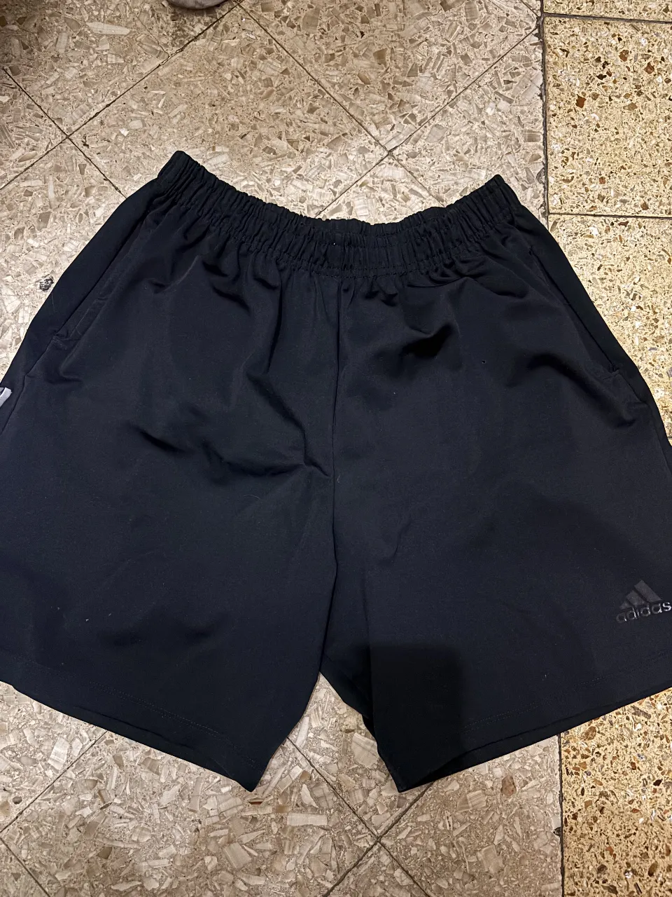 Short adidas - imagen 1