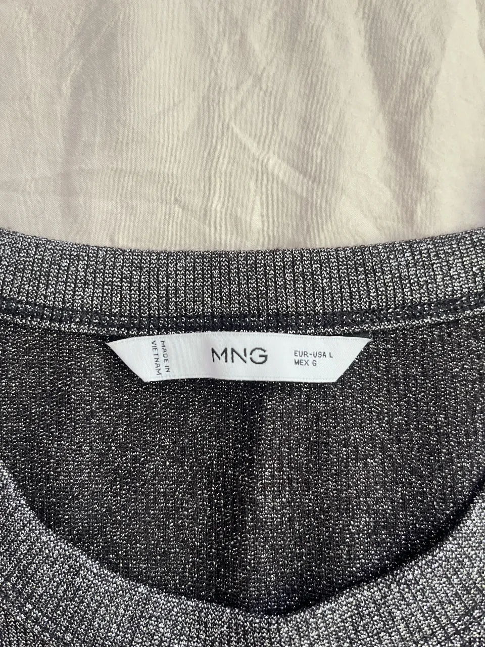 Musculosa MNG - Vista 3