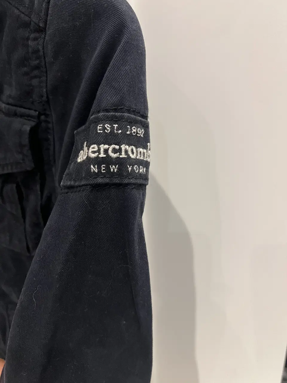 Campera Abercrombie & Fitch - Vista 3