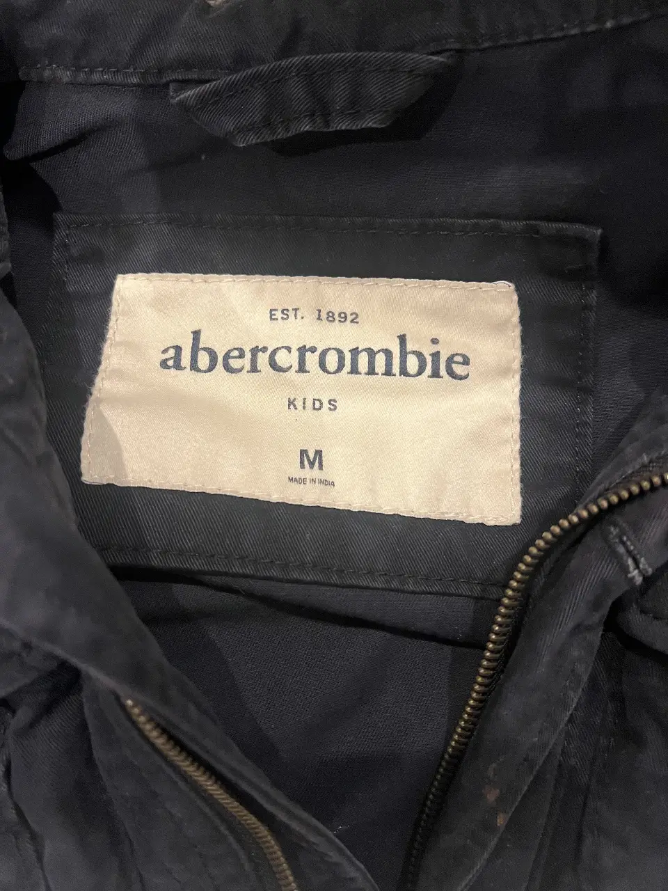 Campera Abercrombie & Fitch - Vista 2