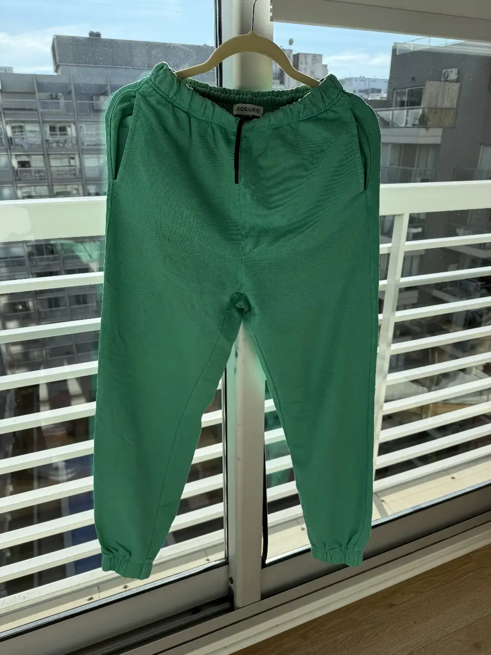 Pantalón Kosiuko - imagen 1