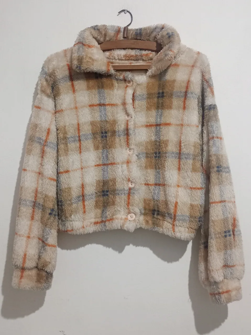 Campera A ≠ - imagen 1