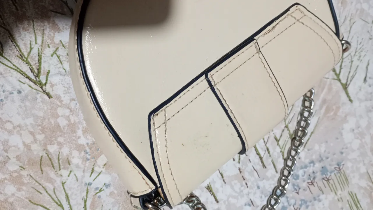 Cartera A ≠ - imagen 4