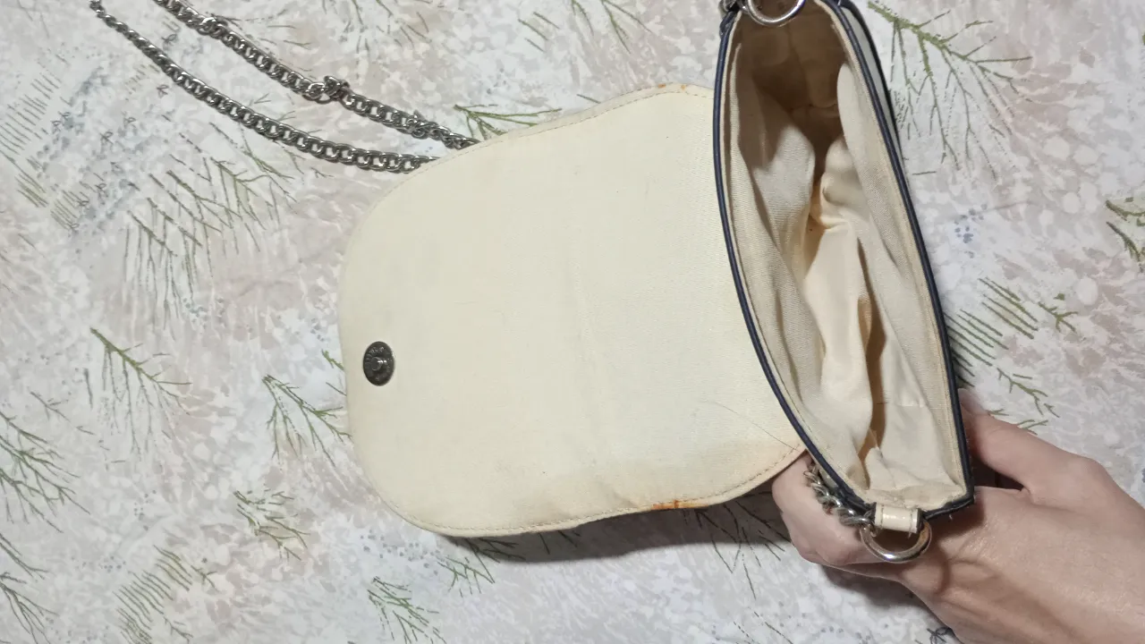 Cartera A ≠ - imagen 5