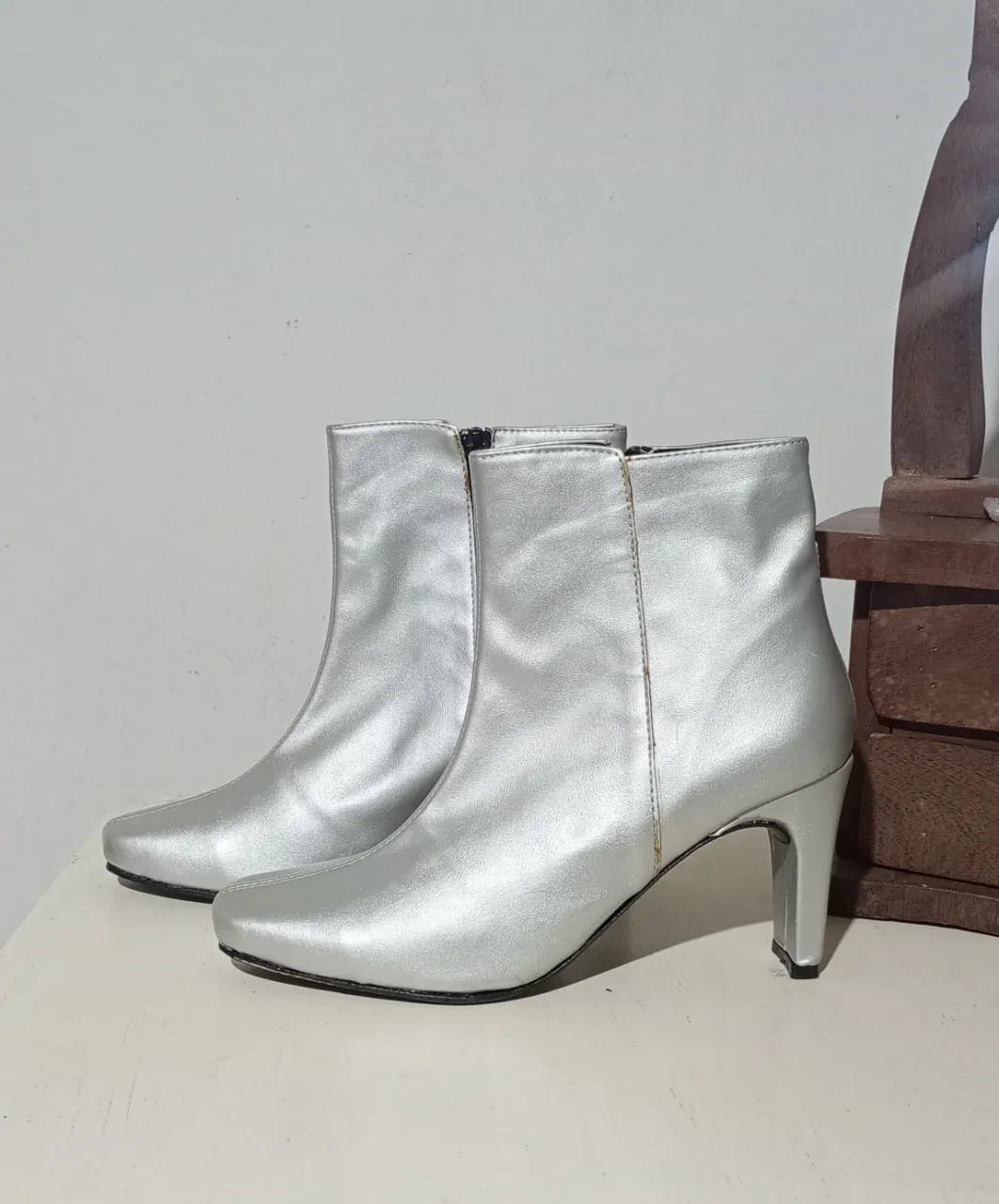 Botas A ≠
