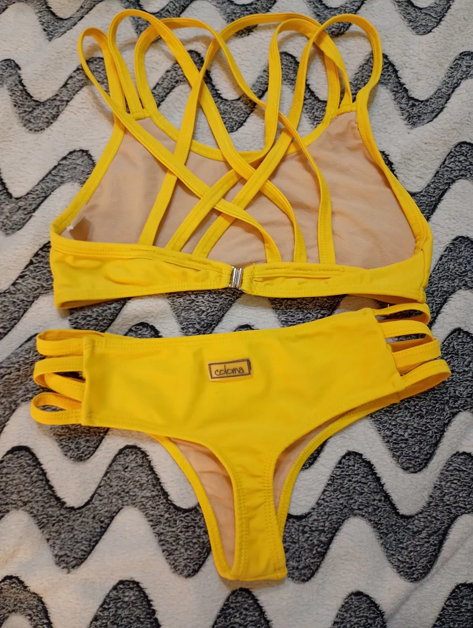 Bikini Coloma - imagen 2