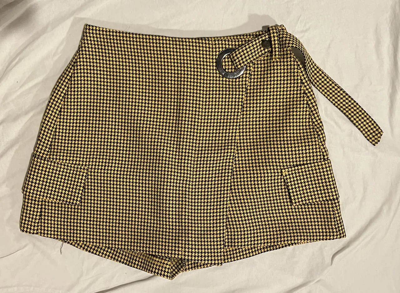 Short Bershka