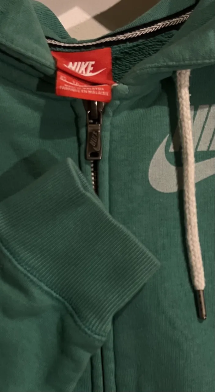 Buzo Nike - imagen 3