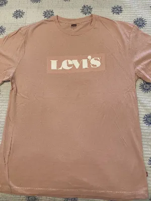 Levi's