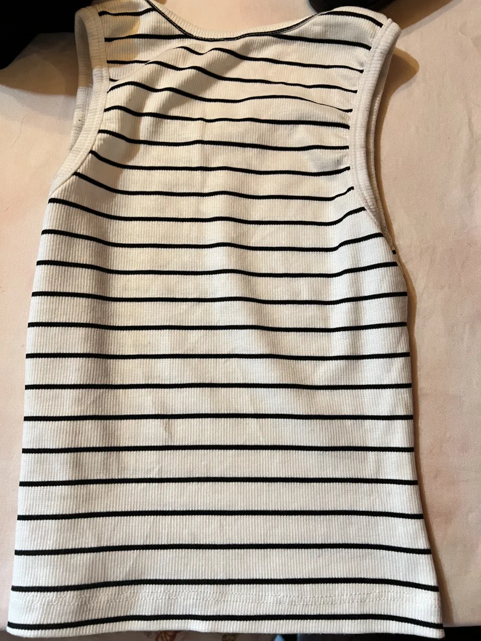 Musculosa A ≠ miniatura 2