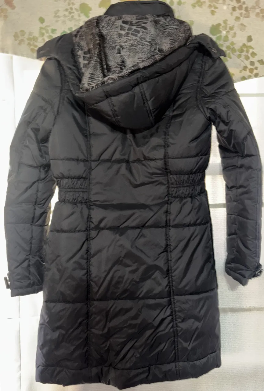 Campera A ≠ - Vista 3