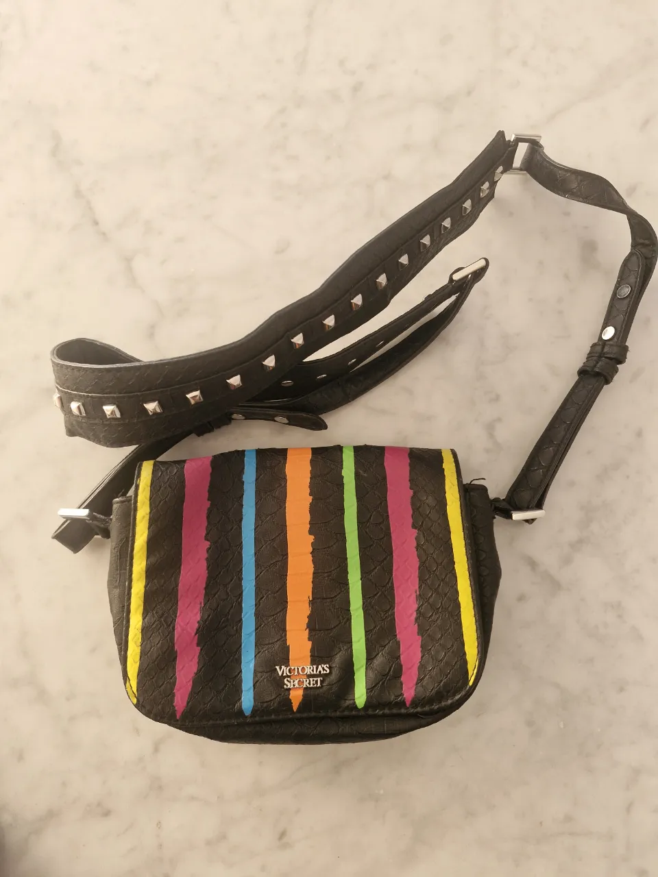 Cartera Victoria's Secret - Vista 2