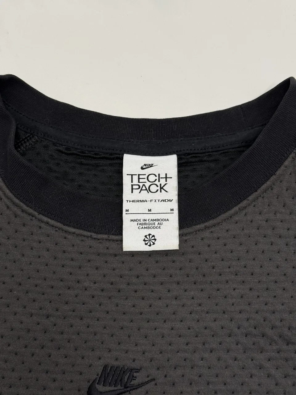 Buzo Nike - imagen 4
