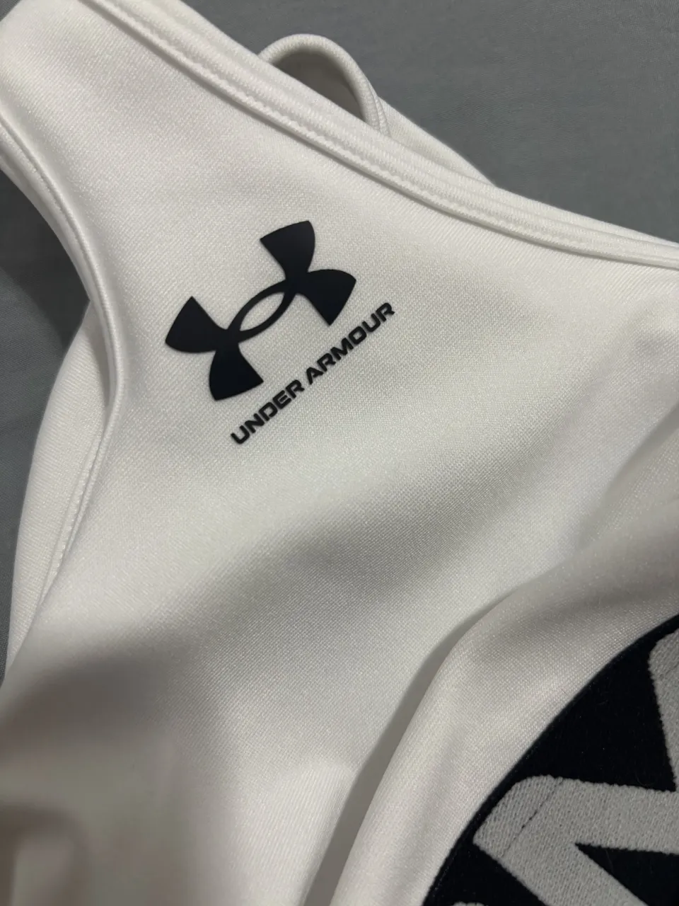Top Under Armour - imagen 4