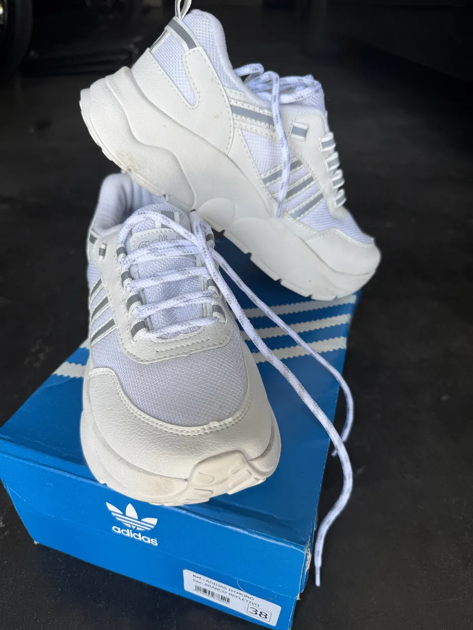 Zapatillas adidas - imagen 3