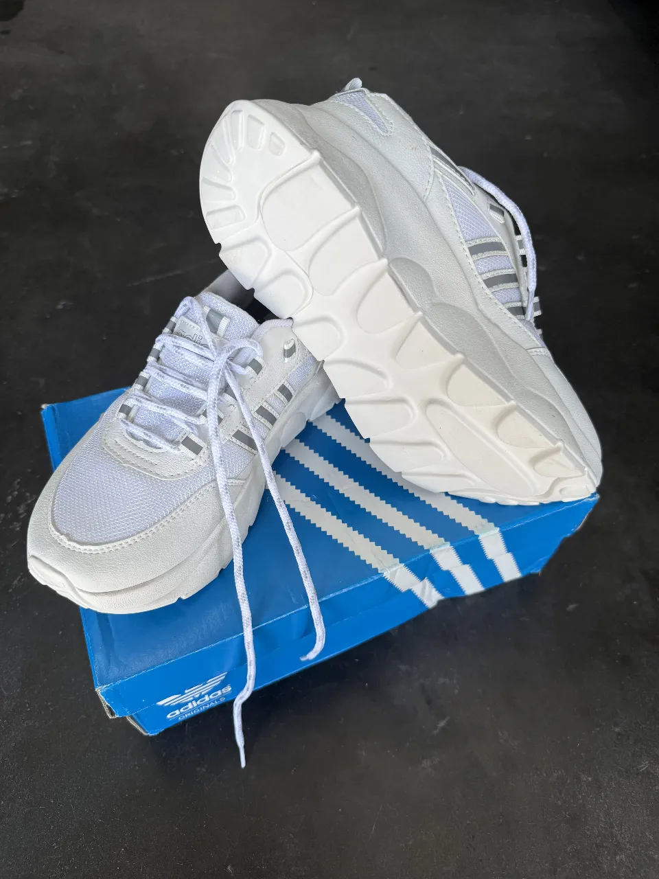 Zapatillas adidas - imagen 2