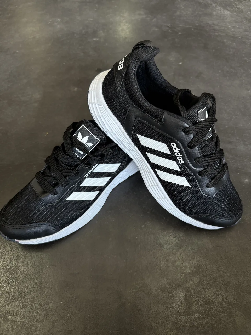 Zapatillas adidas - imagen 4