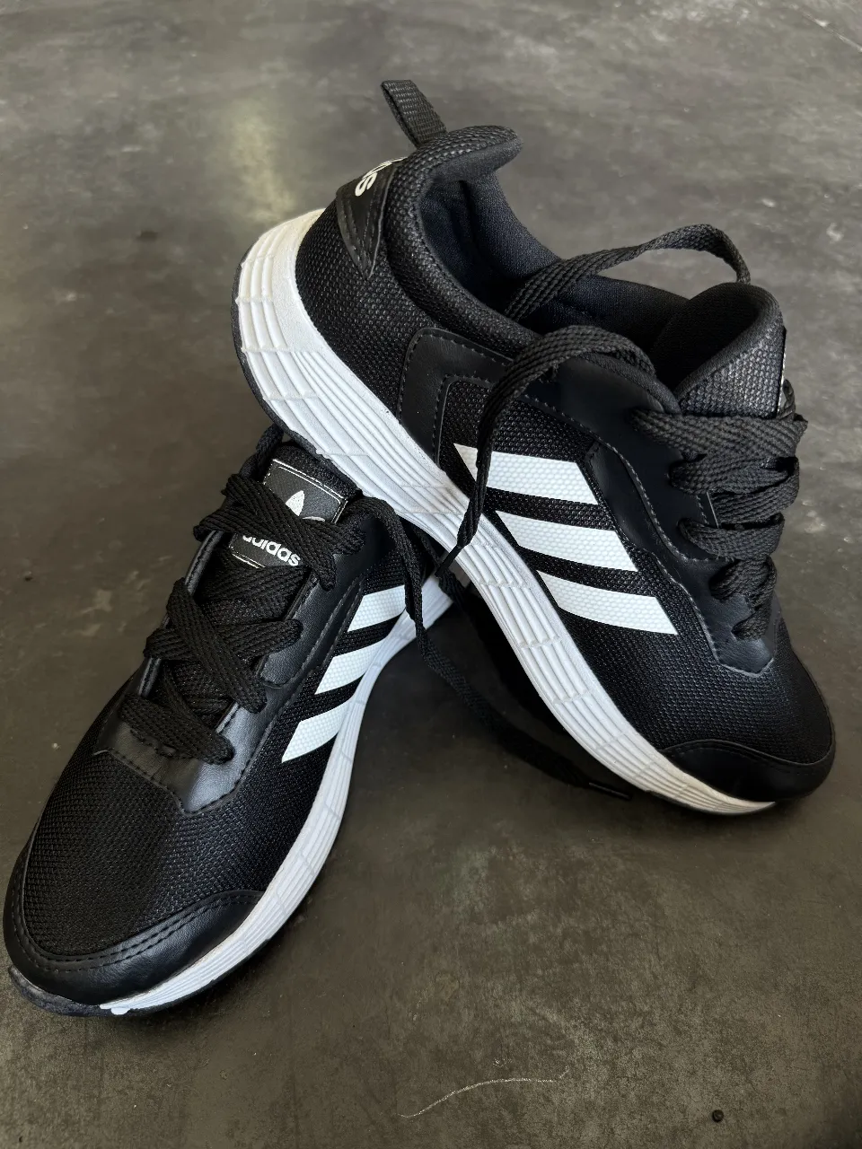 Zapatillas adidas - imagen 3