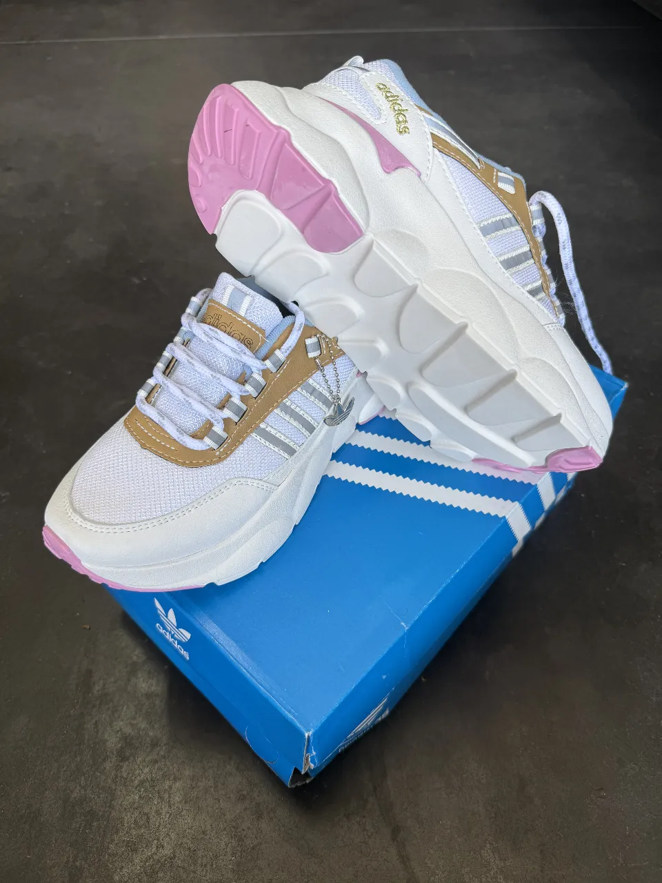 Zapatillas adidas - imagen 2