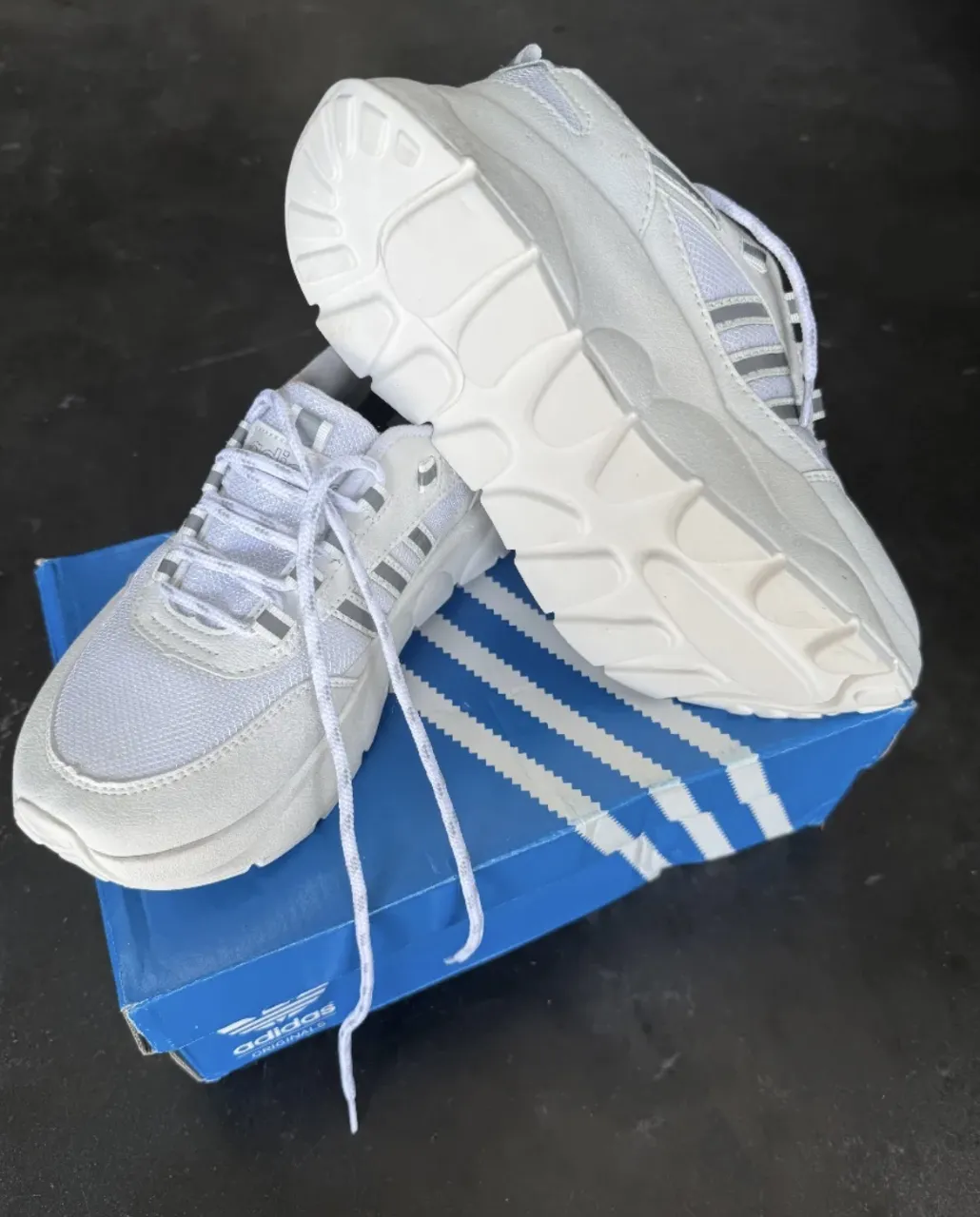 Zapatillas adidas - imagen 2