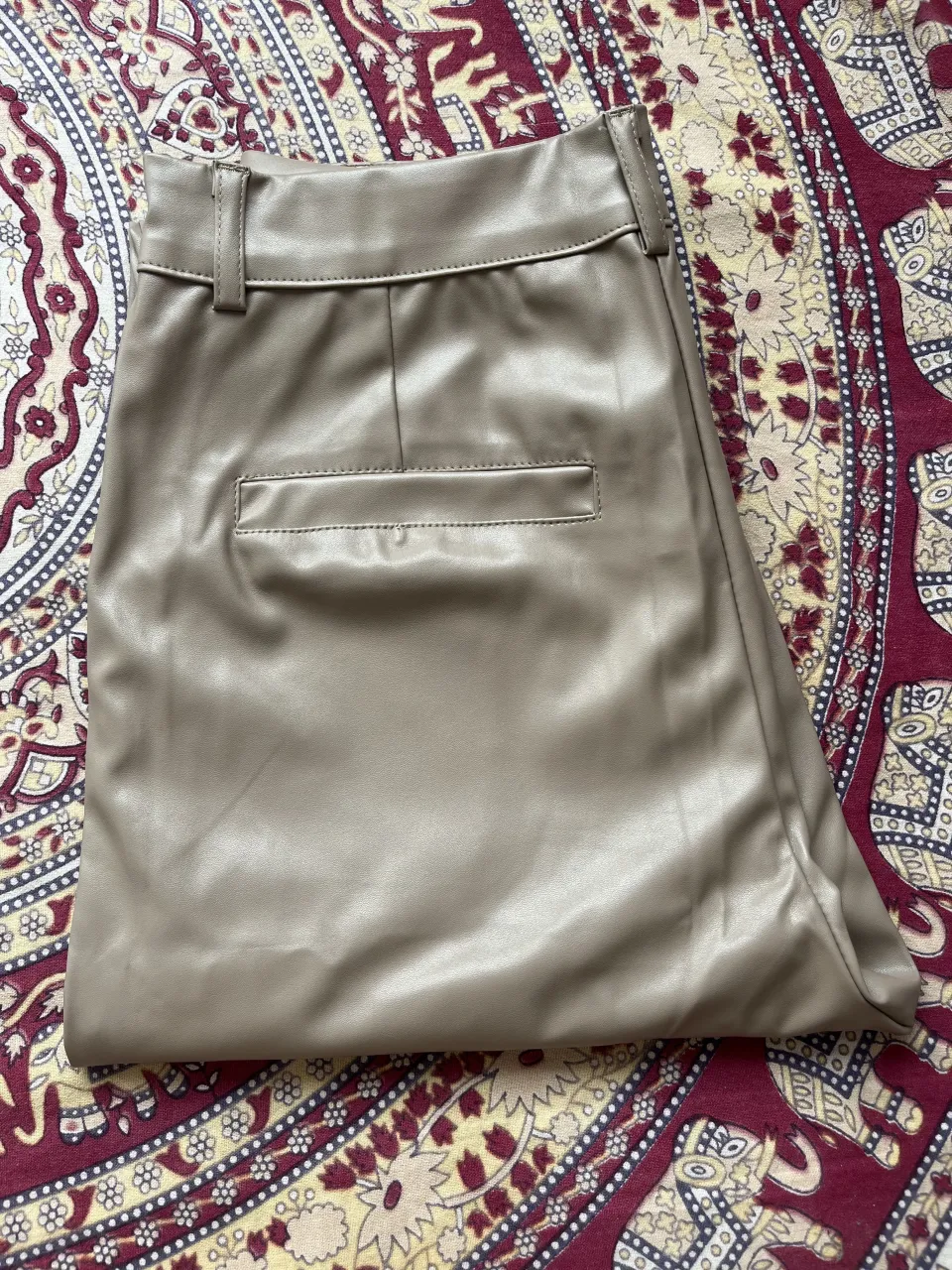 Pantalón A ≠ - imagen 2