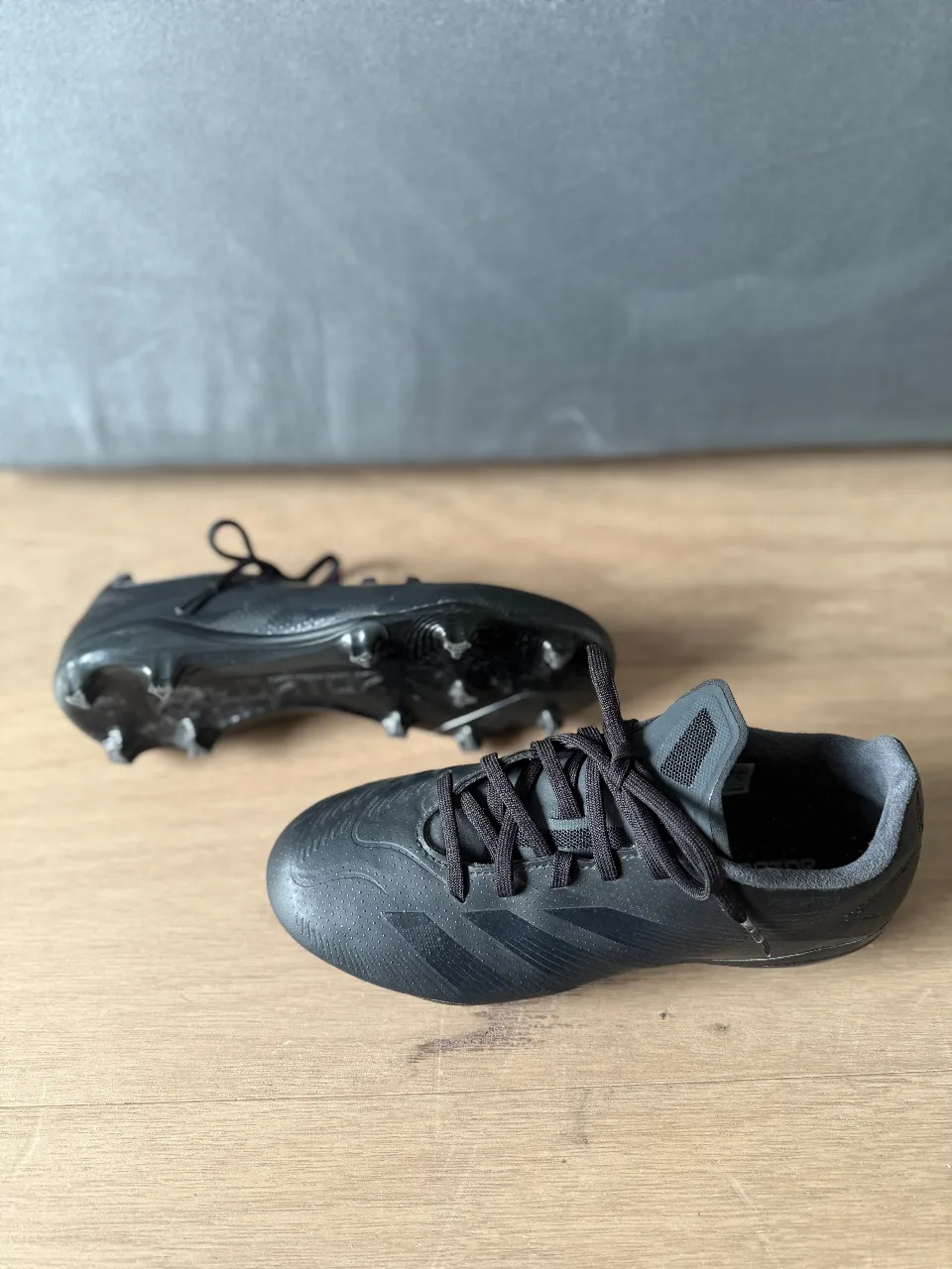 Botín de fútbol adidas - imagen 4
