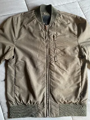 H&M