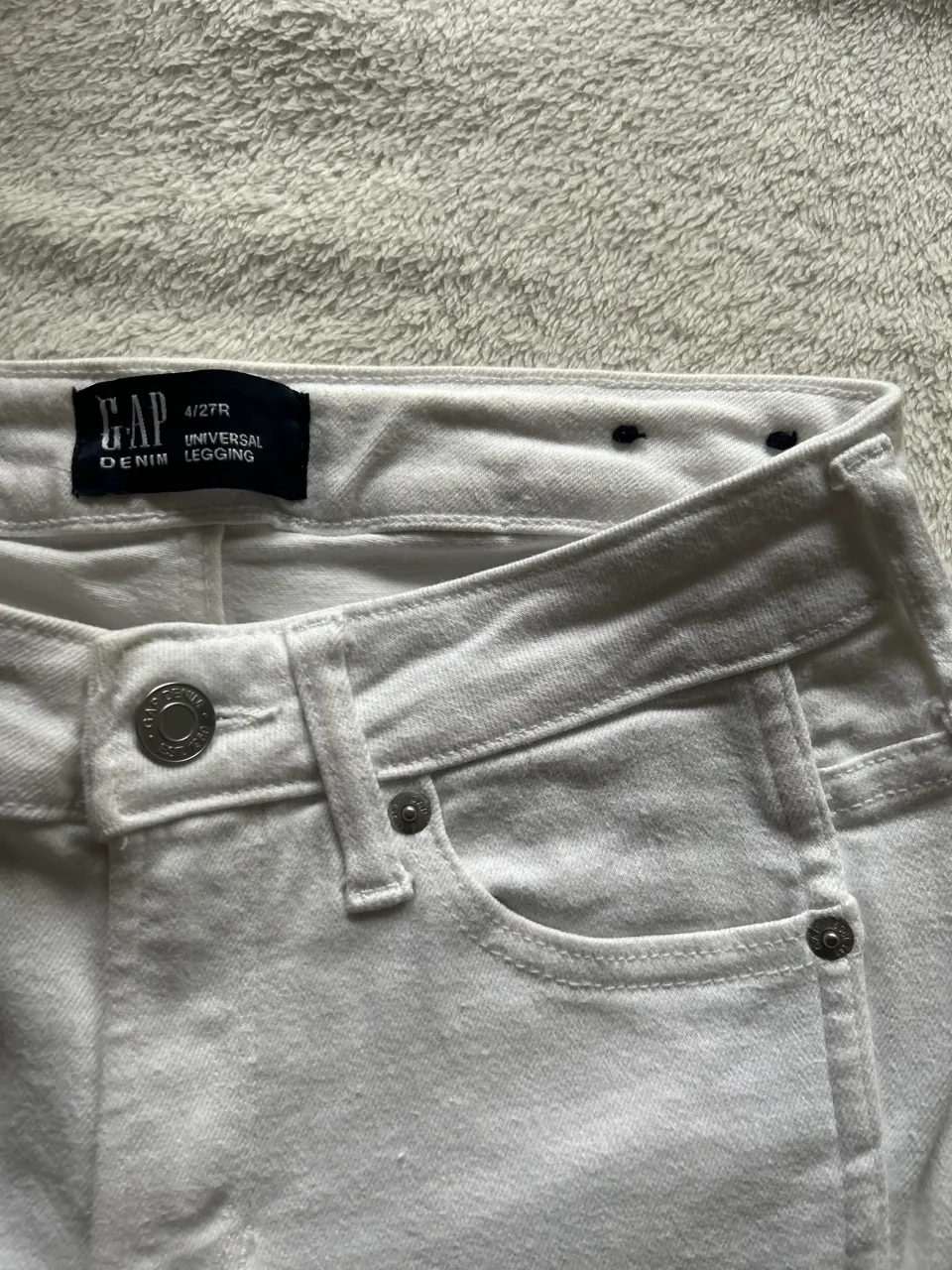 Jean GAP miniatura 2